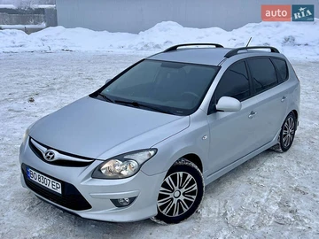 Авто Hyundai I30 2010 № 8441970