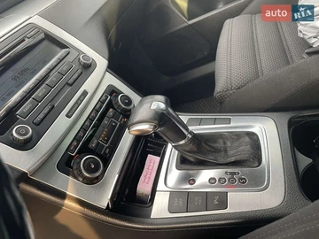 Авто Volkswagen Passat 2009 № 8442043