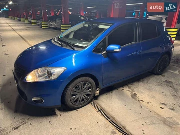 Авто Toyota Auris 2011 № 8442172