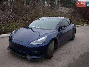 Авто Tesla Model 3 2021 № 8442396