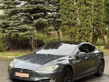 Авто Tesla Model S 2019 № 8442410