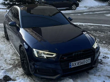 Авто Audi S4 2018 № 8442416