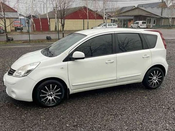 Авто Nissan Note 2010 № 8442577
