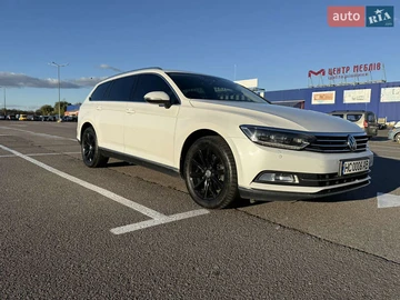 Авто Volkswagen Passat 2019 № 8442735