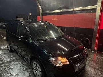 Авто Volkswagen Touran 2008 № 8442904