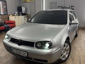 Авто Volkswagen Golf 2003 № 8443075