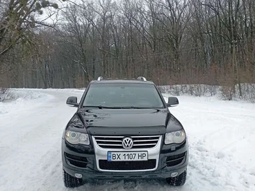 Авто Volkswagen Touareg 2007 № 8443148