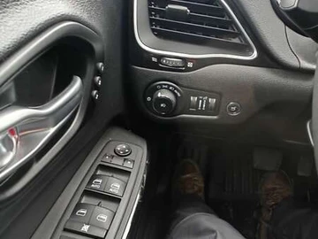 Авто Jeep Cherokee 2023 № 8443213