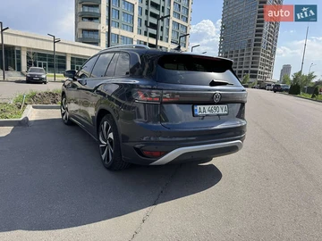 Авто Volkswagen Id 6 Crozz 2022 № 8443369