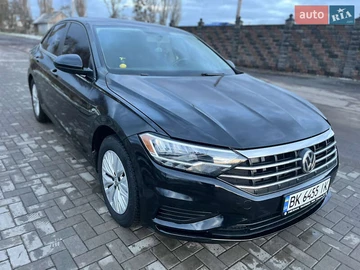 Авто Volkswagen Jetta 2018 № 8444203