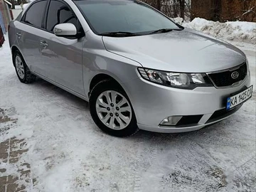 Авто KIA Cerato 2009 № 8444421