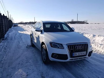 Авто Audi Q5 2010 № 8444490