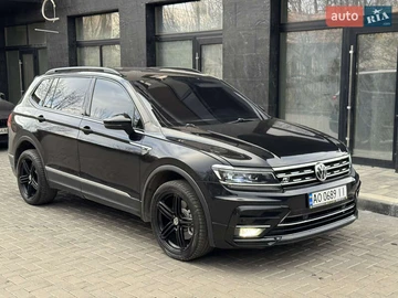Авто Volkswagen Tiguan 2021 № 8444569