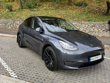 Авто Tesla Model Y 2023 № 8445210