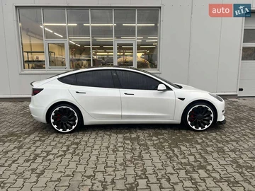 Авто Tesla Model 3 2022 № 8445287