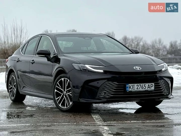 Авто Toyota Camry 2025 № 8445403