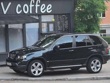 Авто BMW X5 2004 № 8445546