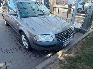 Авто Volkswagen Passat 2003 № 8445582