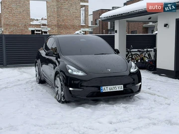 Авто Tesla Model Y 2023 № 8445786