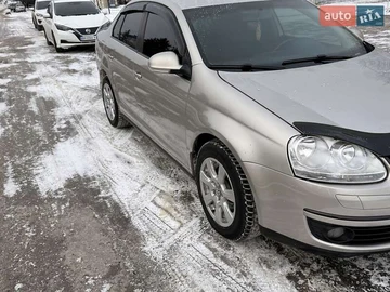 Авто Volkswagen Jetta 2006 № 8445991