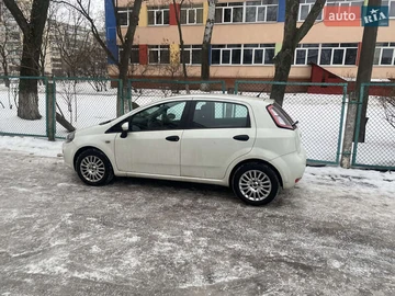Авто Fiat Grande Punto 2012 № 8446166