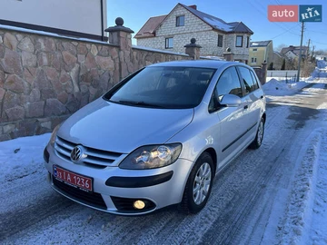 Авто Volkswagen Golf Plus 2008 № 8446243