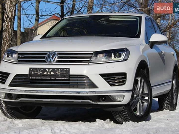 Авто Volkswagen Touareg 2015 № 8446633