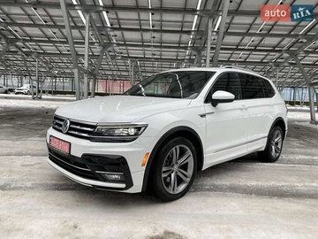 Авто Volkswagen Tiguan 2018 № 8446634