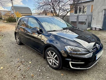 Авто Volkswagen E-Golf 2015 № 8447013