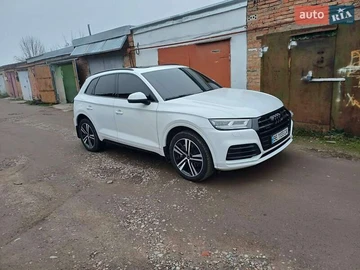 Авто Audi Q5 2017 № 8447248