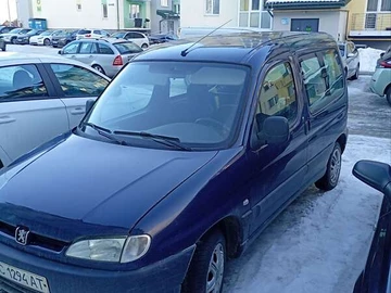 Авто Peugeot Partner 2000 № 8447356
