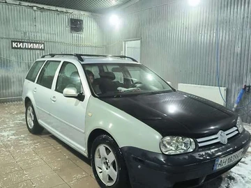 Авто Volkswagen Golf 1999 № 8447359