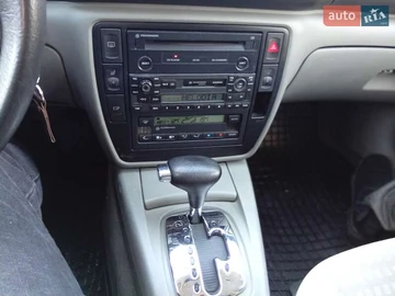 Авто Volkswagen Passat 2002 № 8447364