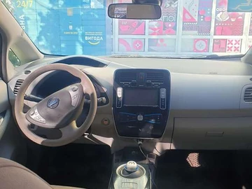 Авто Nissan Leaf 2011 № 8447368