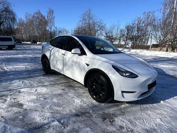 Авто Tesla Model Y 2023 № 8447798
