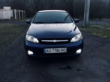 Авто Chevrolet Lacetti 2004 № 8447874