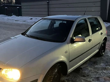 Авто Volkswagen Golf 1999 № 8447892