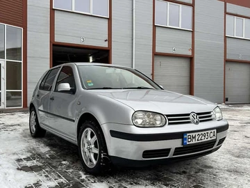 Авто Volkswagen Golf 2000 № 8447902