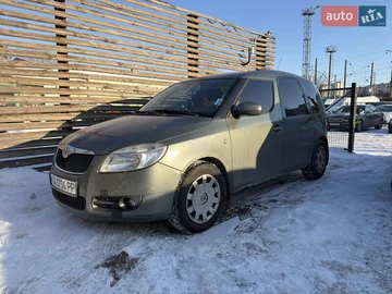 Авто Skoda Roomster 2007 № 8448015