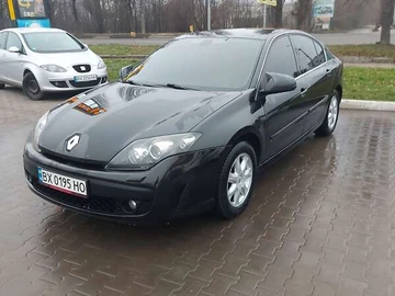 Авто Renault Laguna 2010 № 8448036