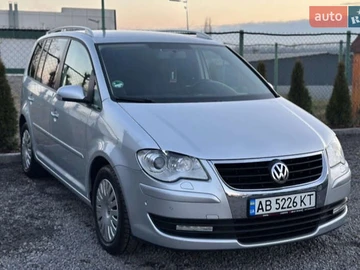 Авто Volkswagen Touran 2008 № 8448064