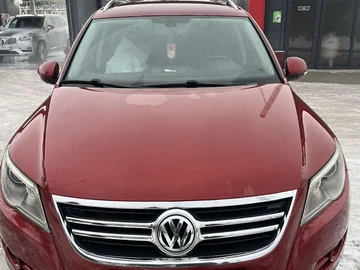 Авто Volkswagen Tiguan 2010 № 8448144