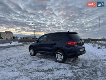 Авто Volkswagen Tiguan 2012 № 8448256