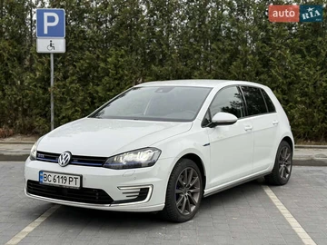Авто Volkswagen Golf Gte 2015 № 8448371