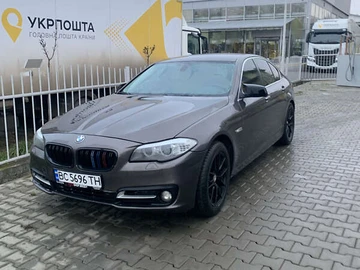 Авто BMW 5 Series 2011 № 8448396