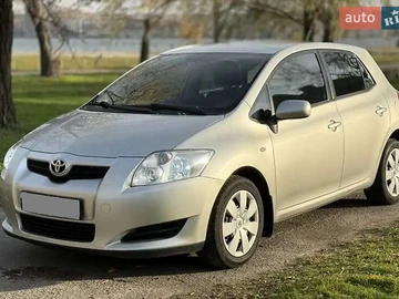 Авто Toyota Auris 2007 № 8448478