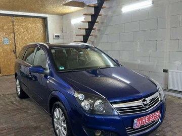 Авто Opel Astra 2010 № 8448878