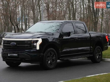 Авто Ford F-150 2022 № 8449003