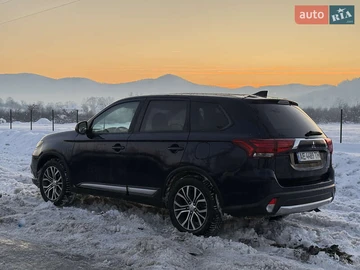 Авто Mitsubishi Outlander 2017 № 8449114
