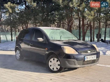 Авто Ford Fiesta 2007 № 8449161